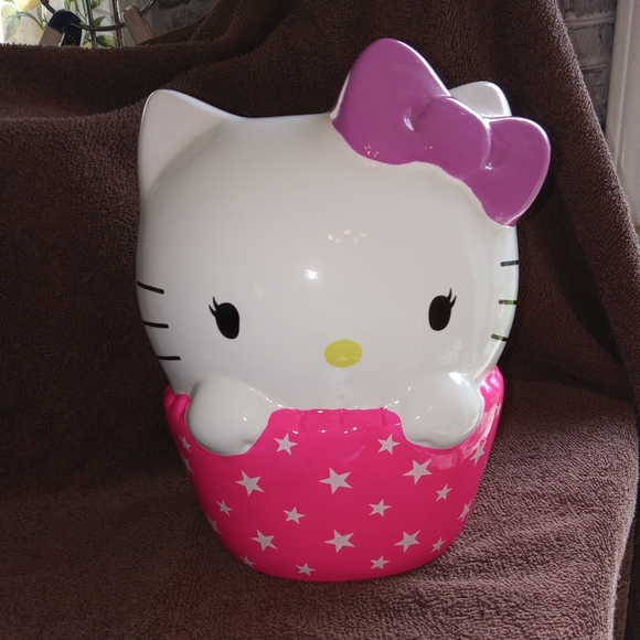 San Rio vintage Hello Kitty Bank - Picture 1 of 2